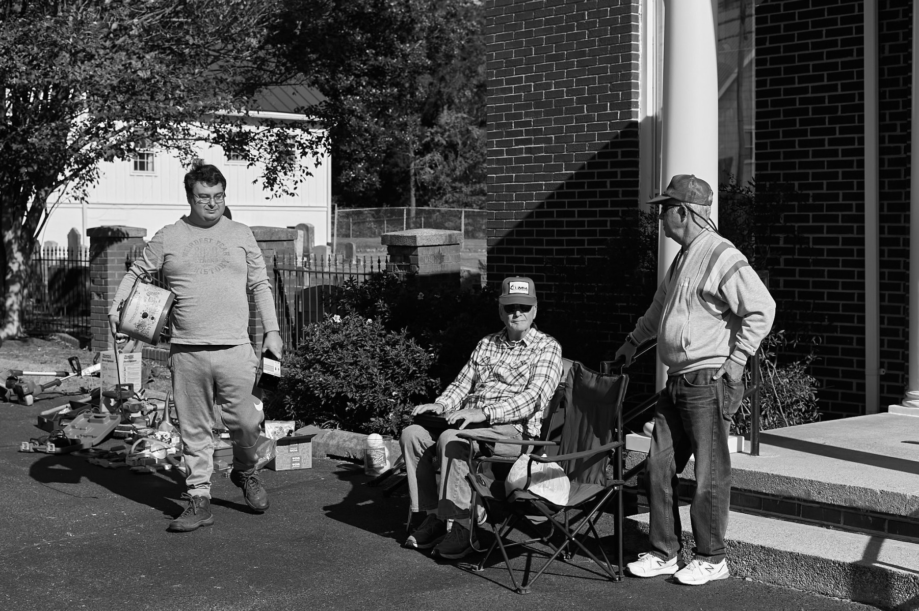Yard-Sale_23.jpg